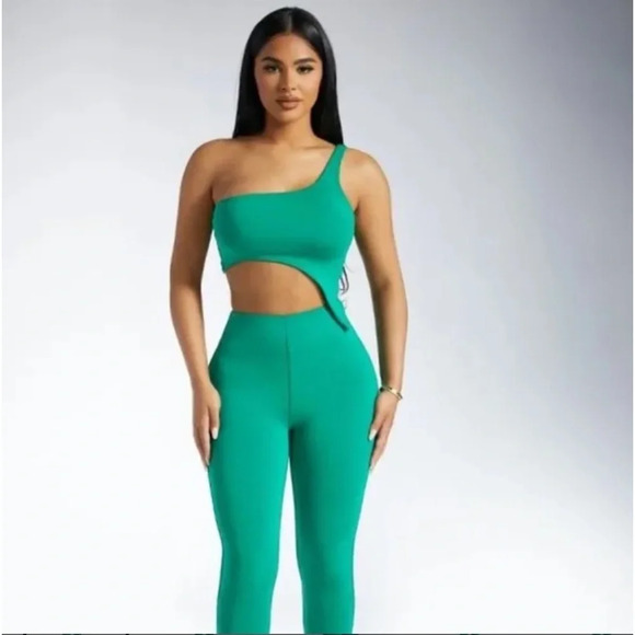 Naked Wardrobe Green Asymmetrical One Strap Crop top, Women’s Size Large - Picture 3 of 7